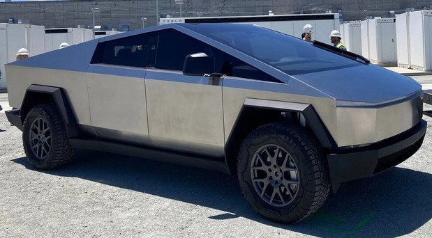 tesla cyber 1.jpg, 67 KB