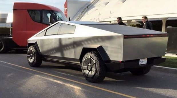 tesla cybertruck 2020.jpg, 51 KB