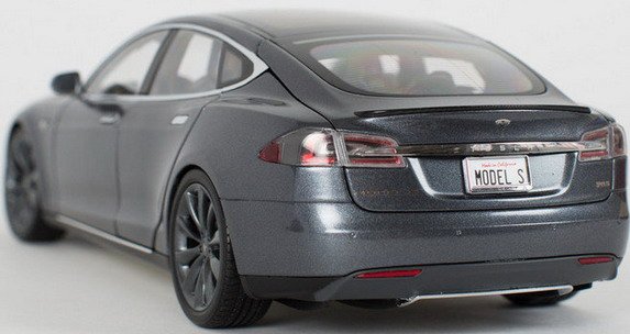 tesla m 1111.jpg, 44 KB