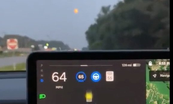 tesla mesec.jpg, 27 KB
