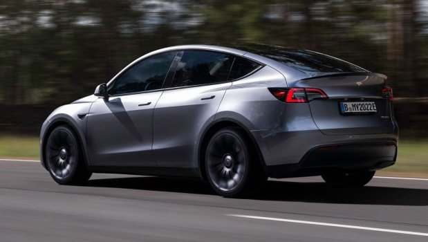 tesla model y 1233.jpg, 46 KB
