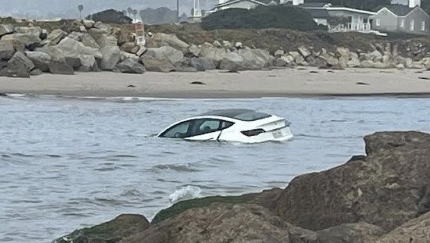 tesla okean.jpg, 67 KB