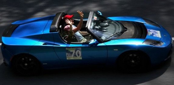 tesla roadster 100.000.jpg, 41 KB
