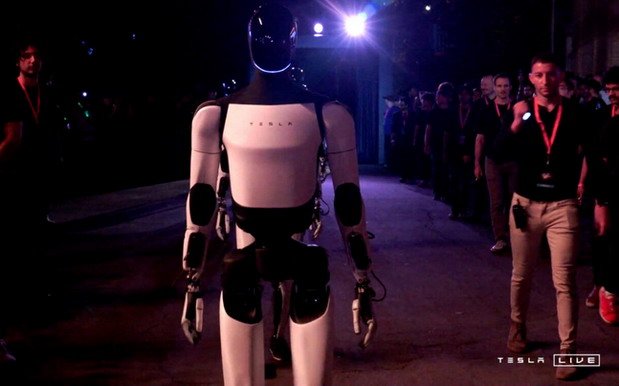 tesla robot.jpg, 50 KB