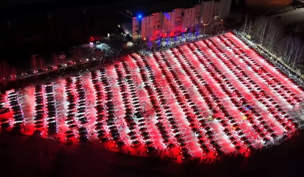 tesla show.jpg, 95 KB