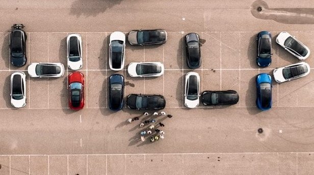 tesla strike 1.jpg, 64 KB