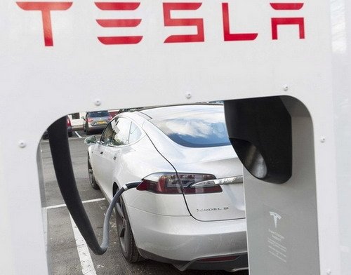 tesla v3.jpg, 40 KB