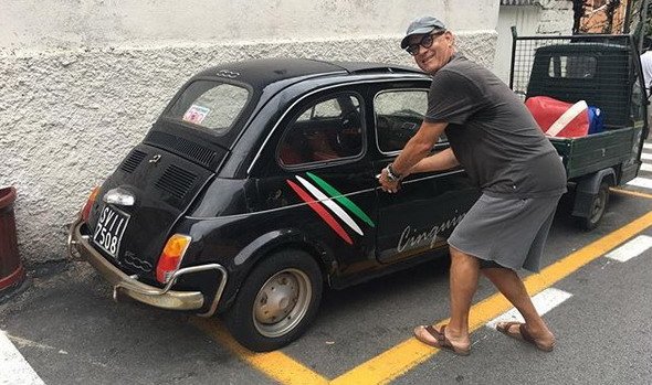 tom henks 1.jpg, 84 KB