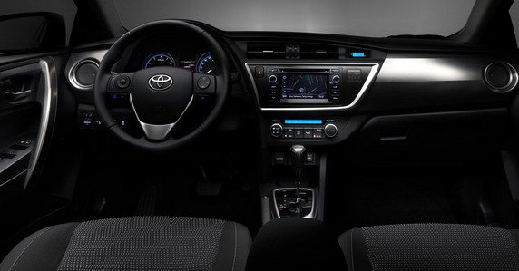 toyota auris 711.jpg, 36 KB