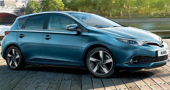 toyota auris akc.jpg, 86 KB