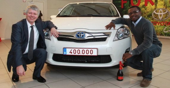 toyota auris hybrid.jpg, 52 KB