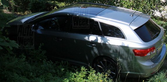 toyota avensis 11.jpg, 56 KB