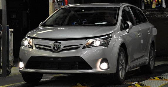 toyota avensis uk.jpg, 49 KB