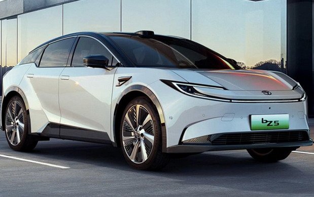 toyota bz5 2.jpg, 62 KB
