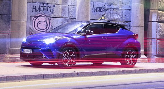 toyota chr__06.jpg, 83 KB