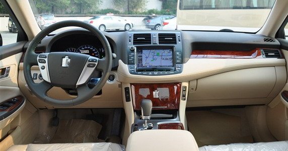 toyota crown 7011.jpg, 54 KB