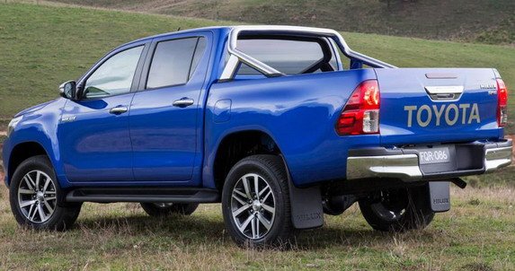toyota hilux 44444.jpg, 64 KB