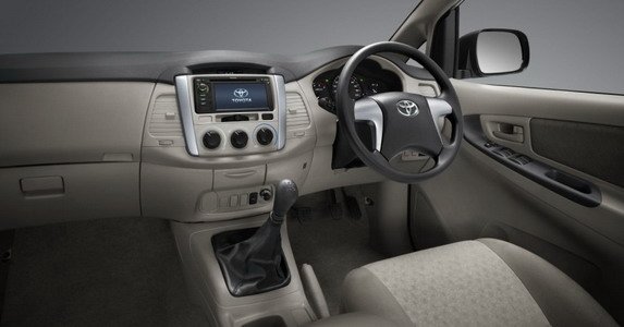 toyota innova 111.jpg, 35 KB