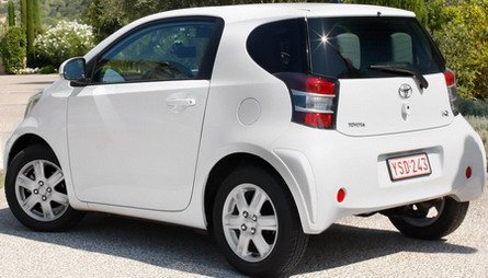 toyota iq paris 2.jpg, 48 KB