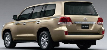 toyota land cruiser 111.jpg, 32 KB