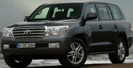 toyota land cruiser v8.jpg, 31 KB