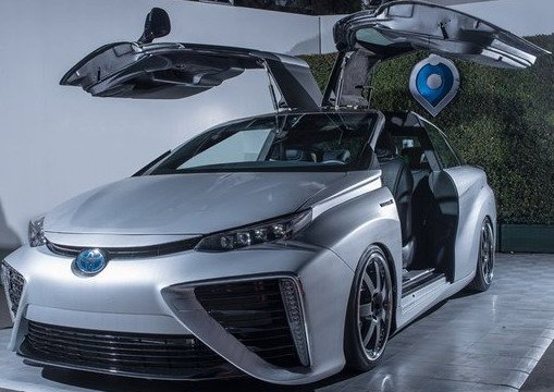 toyota mirai bttf.jpg, 58 KB