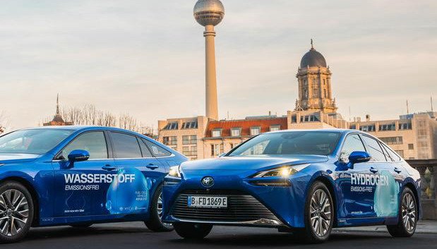 toyota mirai taxi.jpg, 61 KB