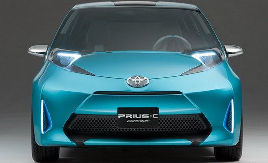 toyota prius c 1111.jpg, 35 KB