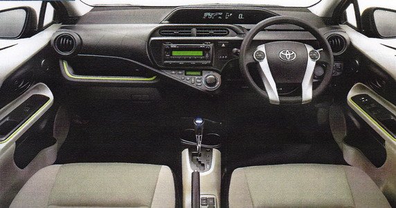 toyota prius c 3.jpg, 60 KB