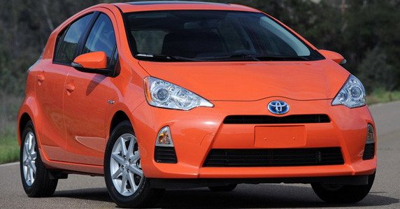 toyota prius c.jpg, 52 KB