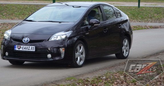 toyota prius carz.jpg, 65 KB