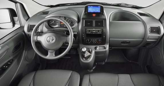 toyota proace 1111.jpg, 45 KB