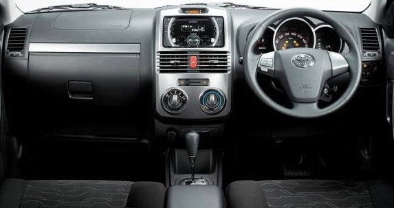 toyota r 111.jpg, 41 KB