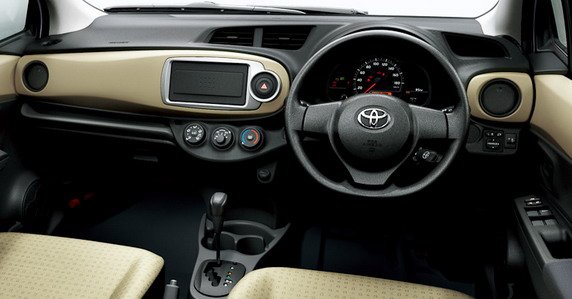 toyota vitz 111.jpg, 53 KB