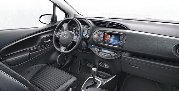 toyota yaris 2222.jpg, 49 KB