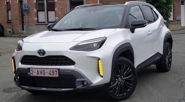 toyota yaris cross.jpg, 66 KB
