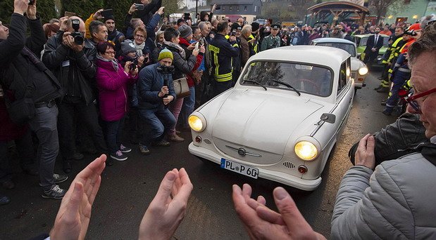 trabant parada.jpg, 82 KB