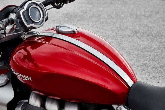 triumph-Rocket-3-7.jpg, 67 KB