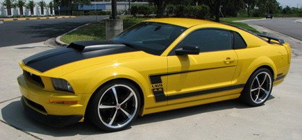 uk garage ford mustang u69.jpg, 33 KB