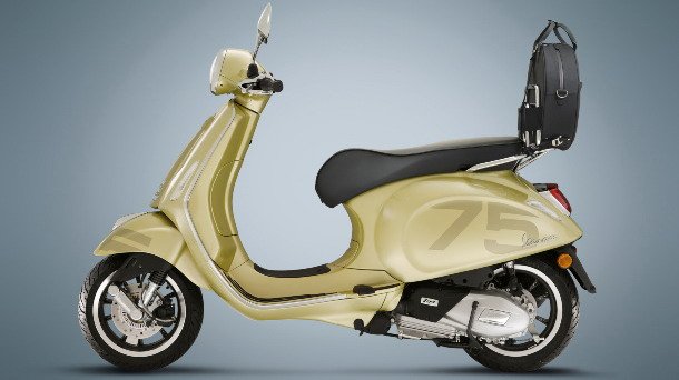 vespa-75th-3.jpg, 44 KB