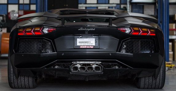 vivid aventador 11.jpg, 48 KB