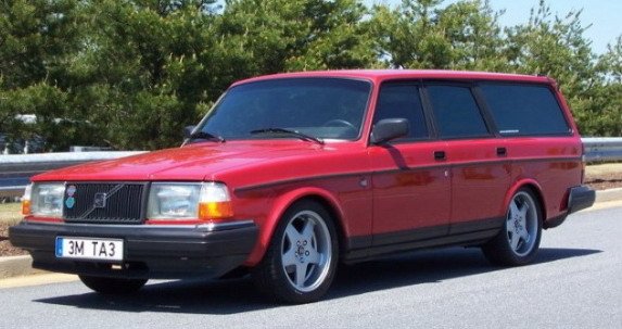 volvo 245 wagon.jpg, 59 KB