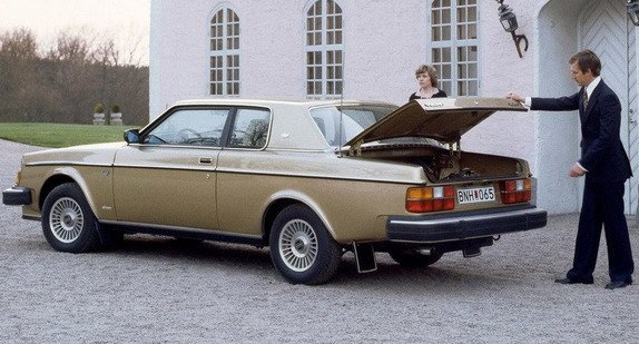 volvo 262 111.jpg, 68 KB