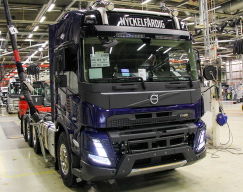 volvo f 11.jpg, 83 KB