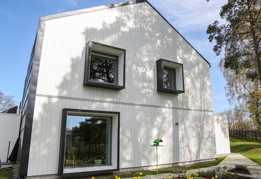 volvo one 11.jpg, 63 KB