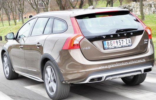 volvo v60 xc.jpg, 69 KB