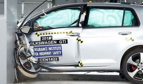 vw crash.jpg, 56 KB