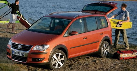 vw crosstouran 1.jpg, 63 KB