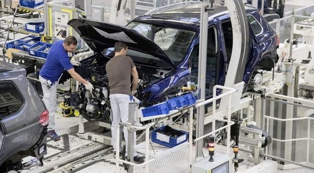 vw factory.jpg, 94 KB