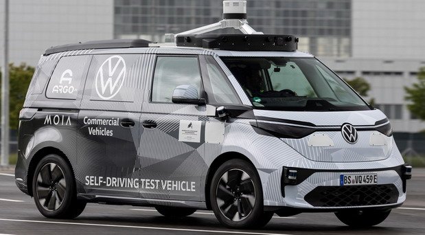 vw id buzz ad.jpg, 67 KB